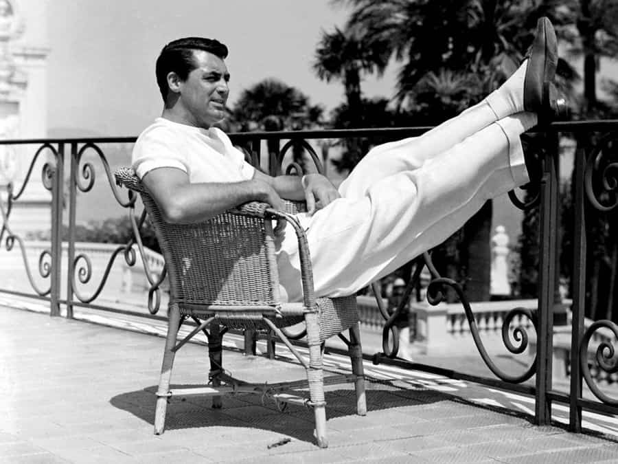 A-Casual-Day-for-Cary-Grant-900x675.jpg