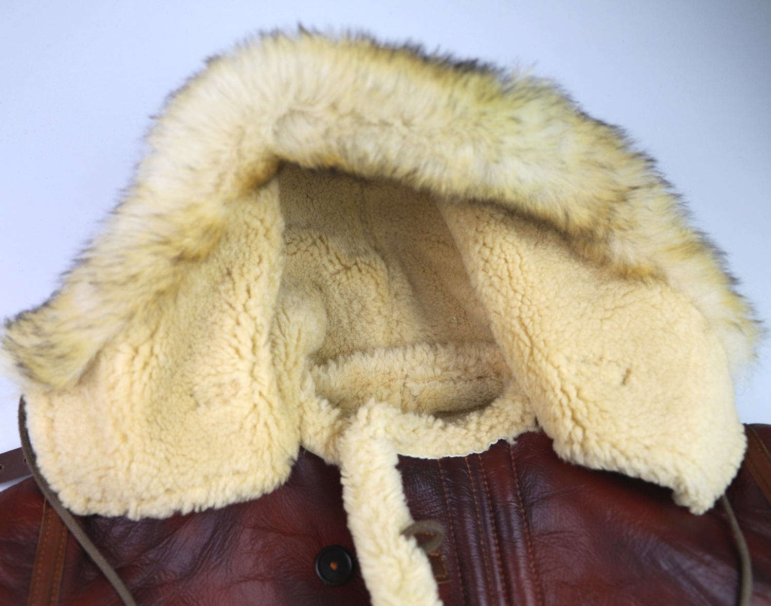 Aero B-7 Redskin Shearling WJ8 hood.jpg