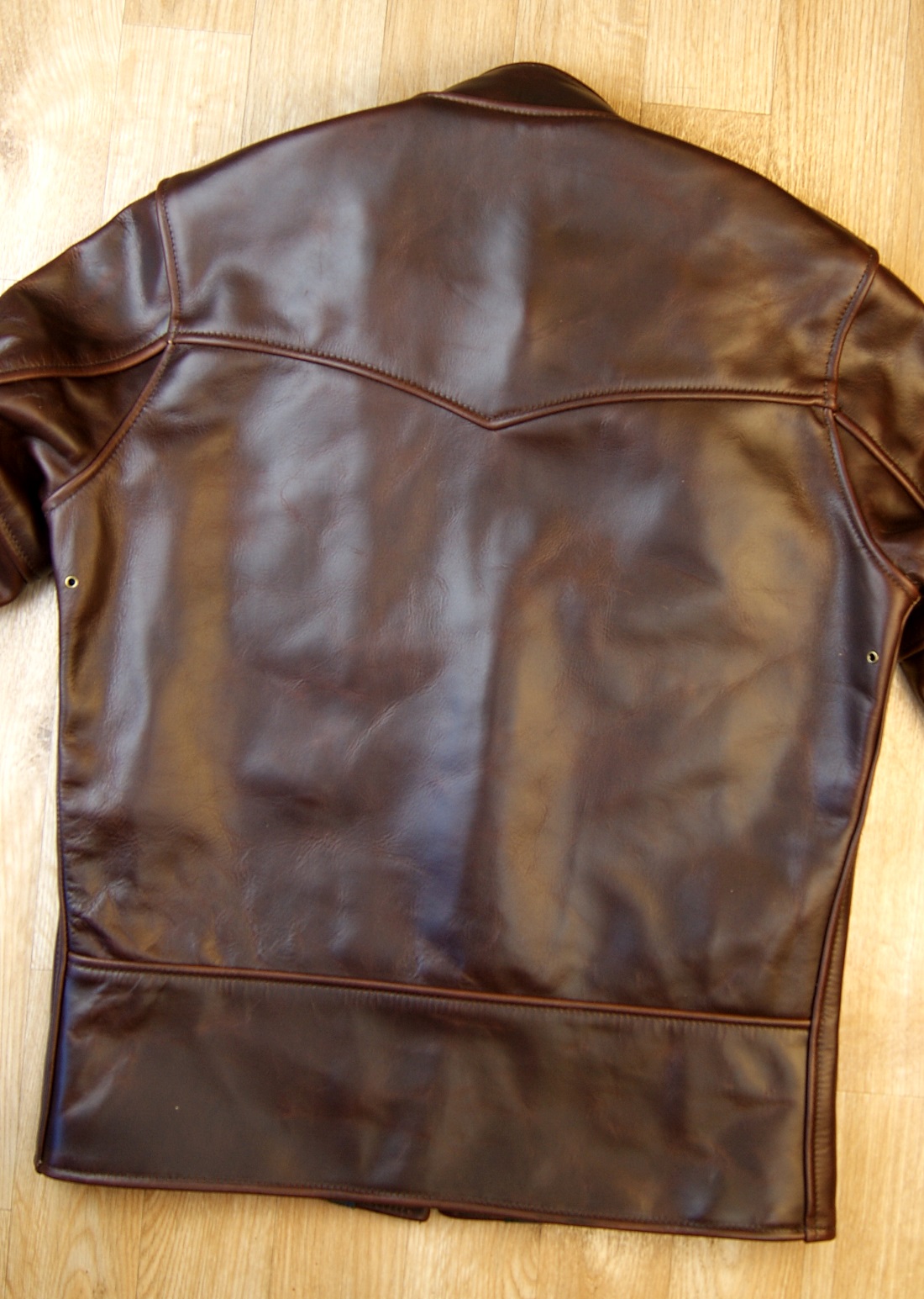 Aero Board Racer Brown CXL Steerhide LS8 back.jpg