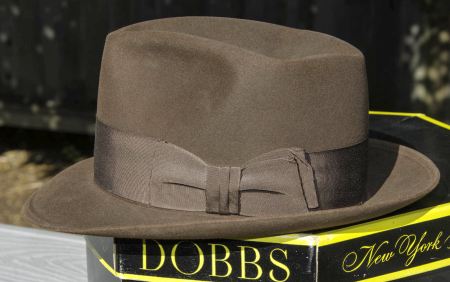 Dobbs Twenty c1950 side 450X.jpg