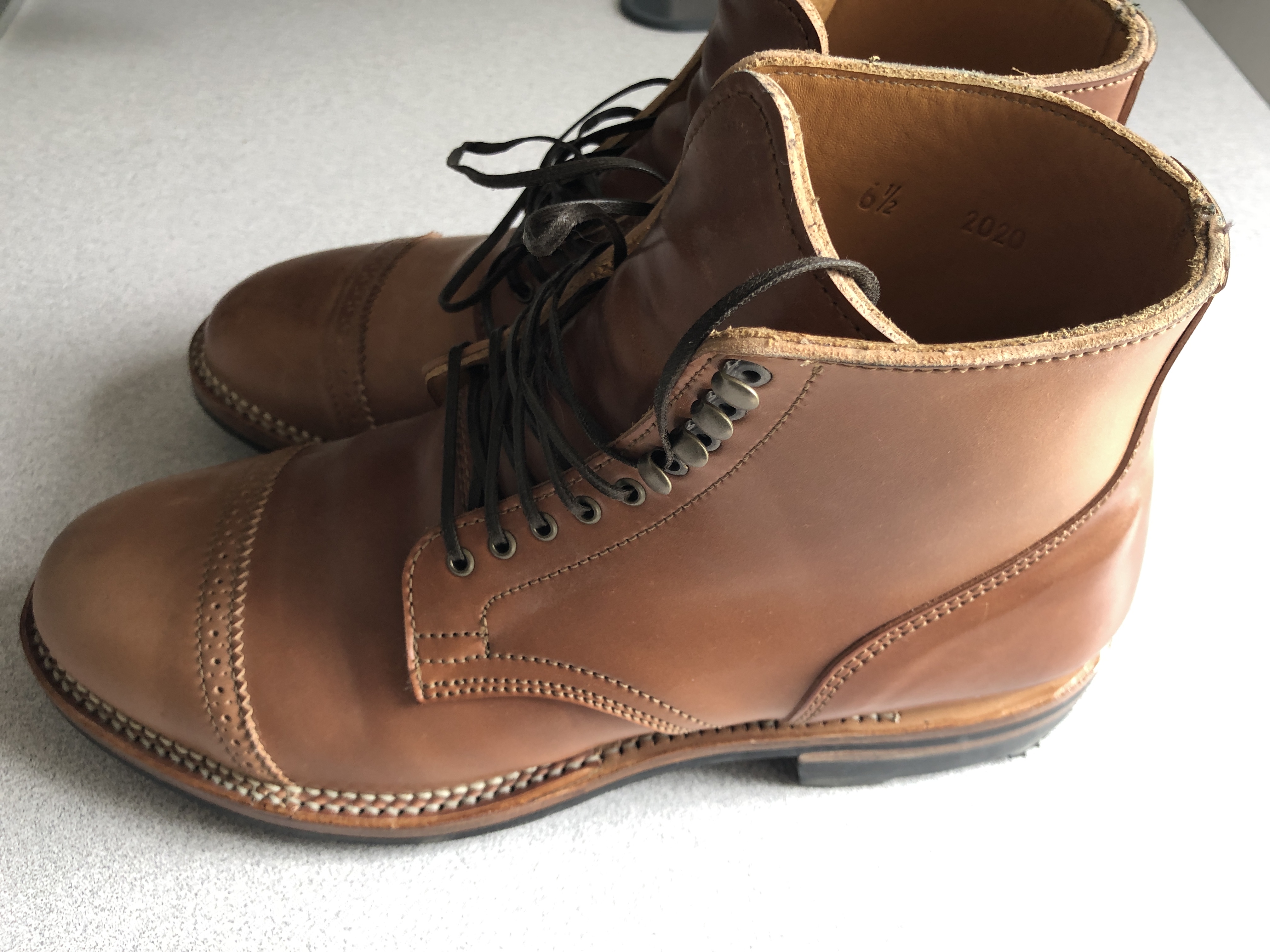 Viberg Natural Shell Cordovan Service Boots 2020 last size 6.5 UK/7.5 ...