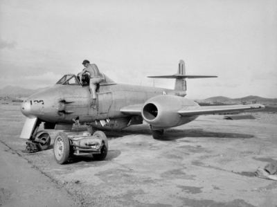 No._77_Sqn_RAAF_Meteor_in_Korea.JPG