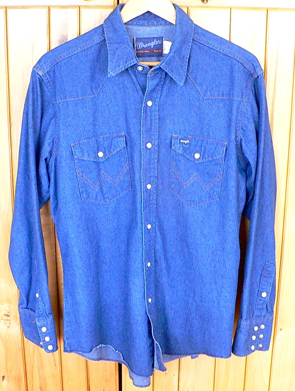 USA Made Vintage Wrangler Denim Shirt X-Long Tails | The Fedora Lounge