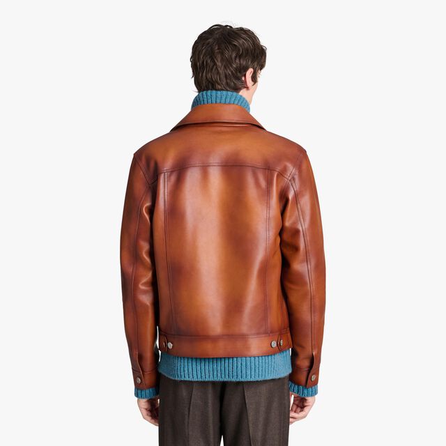 R25LBL141-001_patina-denim-jacket_honey-cognac_berluti_04.jpg