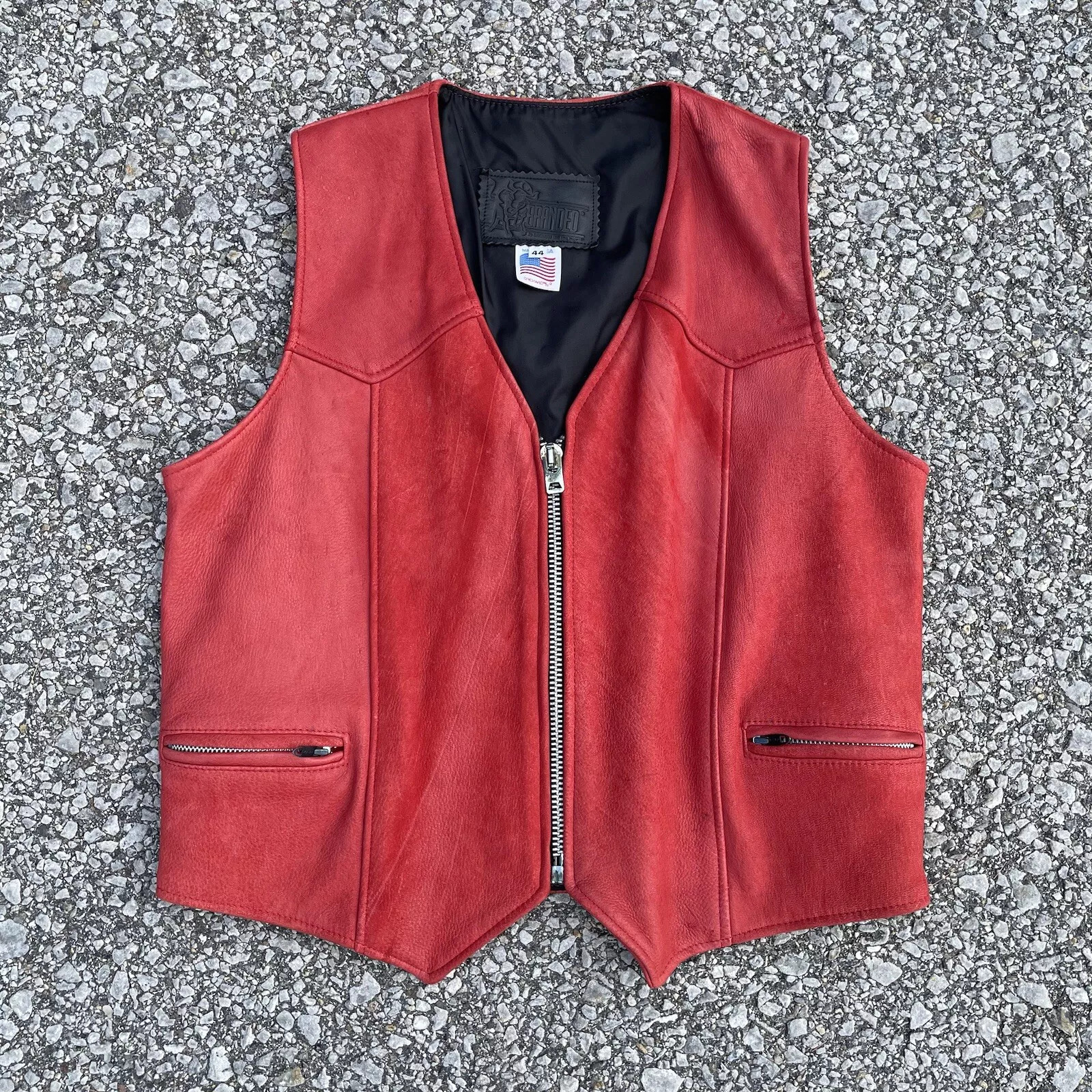 vest1.jpg