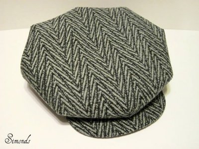 zig zag cap 01.jpg