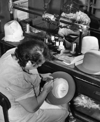 stetson_factory_1946_12.JPG