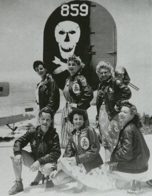 Ladies in G-1 and A-2.jpg