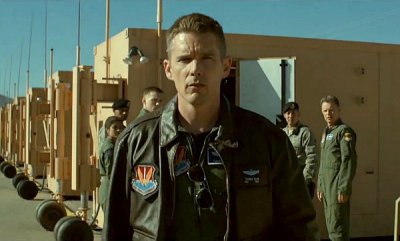 drone-pilot-ethan-hawke-questioning-his-missions-in-good-kill-trailer.jpg