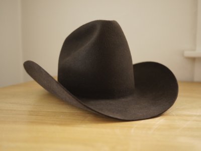 leader_cowboy_hat_1.jpg