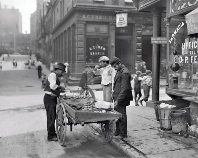 clam wagon 1906.jpg