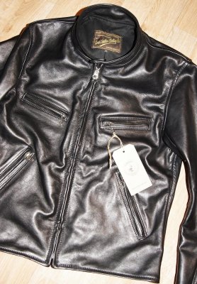 Aero Four-pocket Board Racer Black Vicenza Horsehide front.jpg