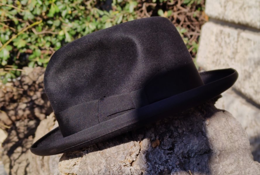 Borsalino Lobbia Nera 1 57.jpg